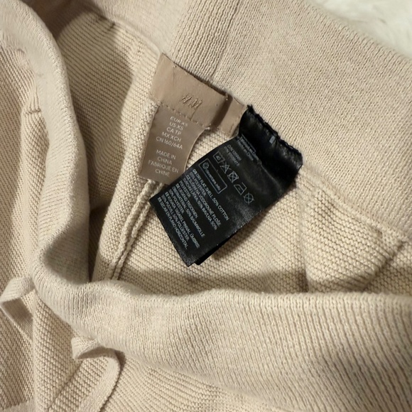 H&M Beige Drawstring Knit Pants - Picture 2 of 2